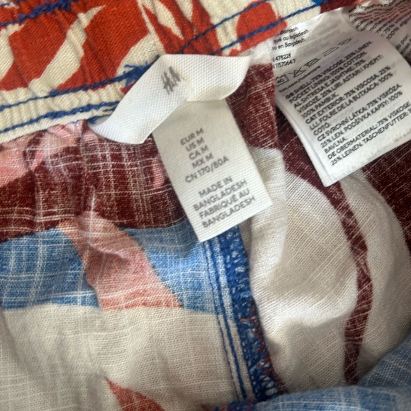 H&M Colorful Leaf Print Pants - Picture 3 of 4